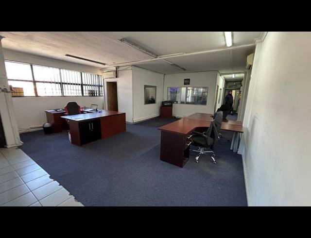 INDUSTRIAL PROPERTY TO RENT IN EPPING